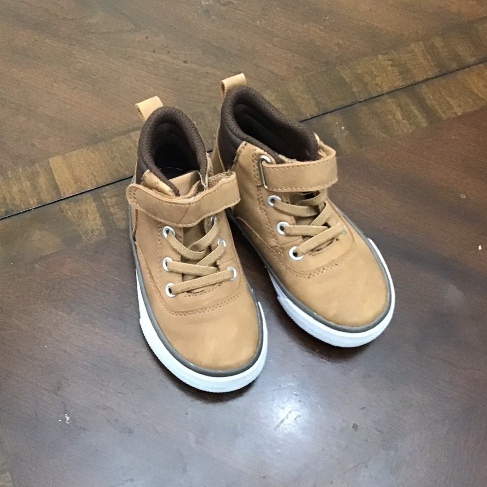 Brown toddler sneakers
